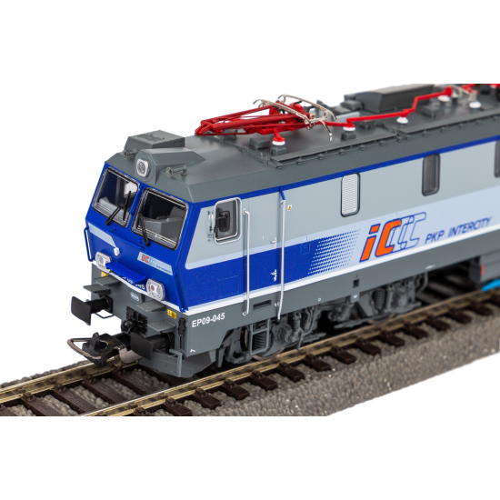 PIKO 97522 Lokomotywa EP09-045 PKP Intercity z dźwiękiem – model kolejowy H0 (DCC, PluX22, epoka VI)